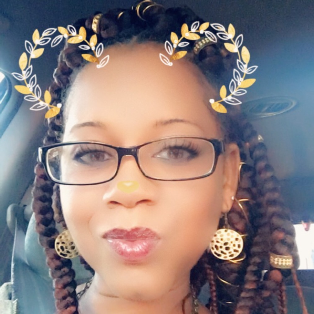 Meet your Posher, Kisha